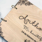 Libro de firmas bautizo personalizado portada madera grabada con nombre y fecha