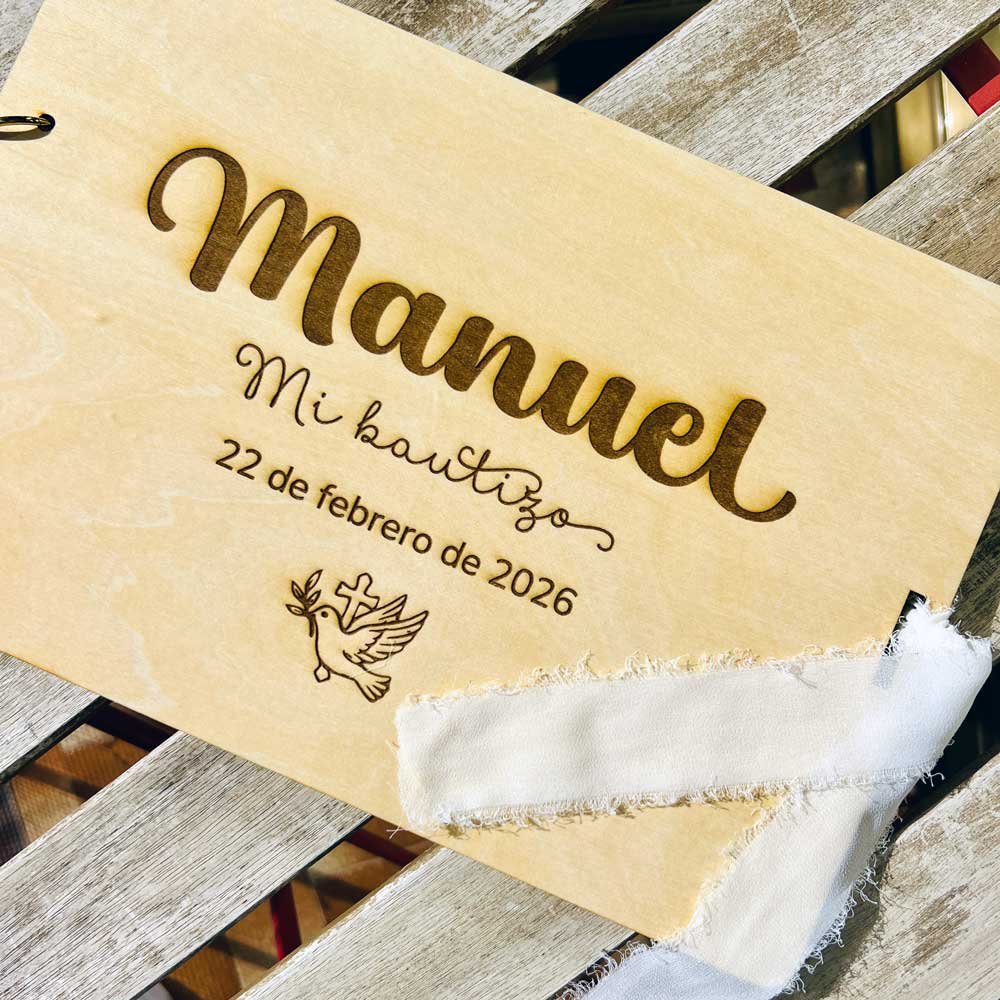 Grabado láser precisión nombre bebé portada madera libro firmas personalizado