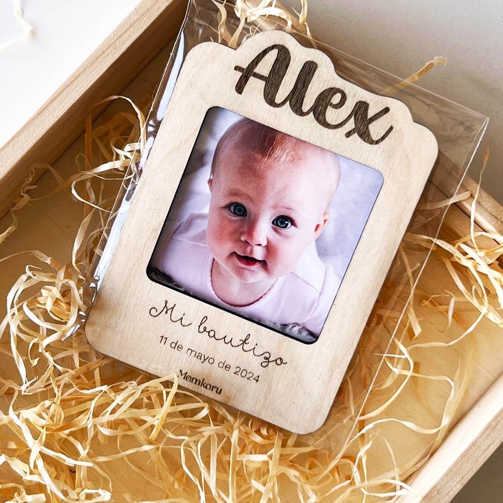 recuerdo bautizo personalizado portafotos madera con nombre y fecha