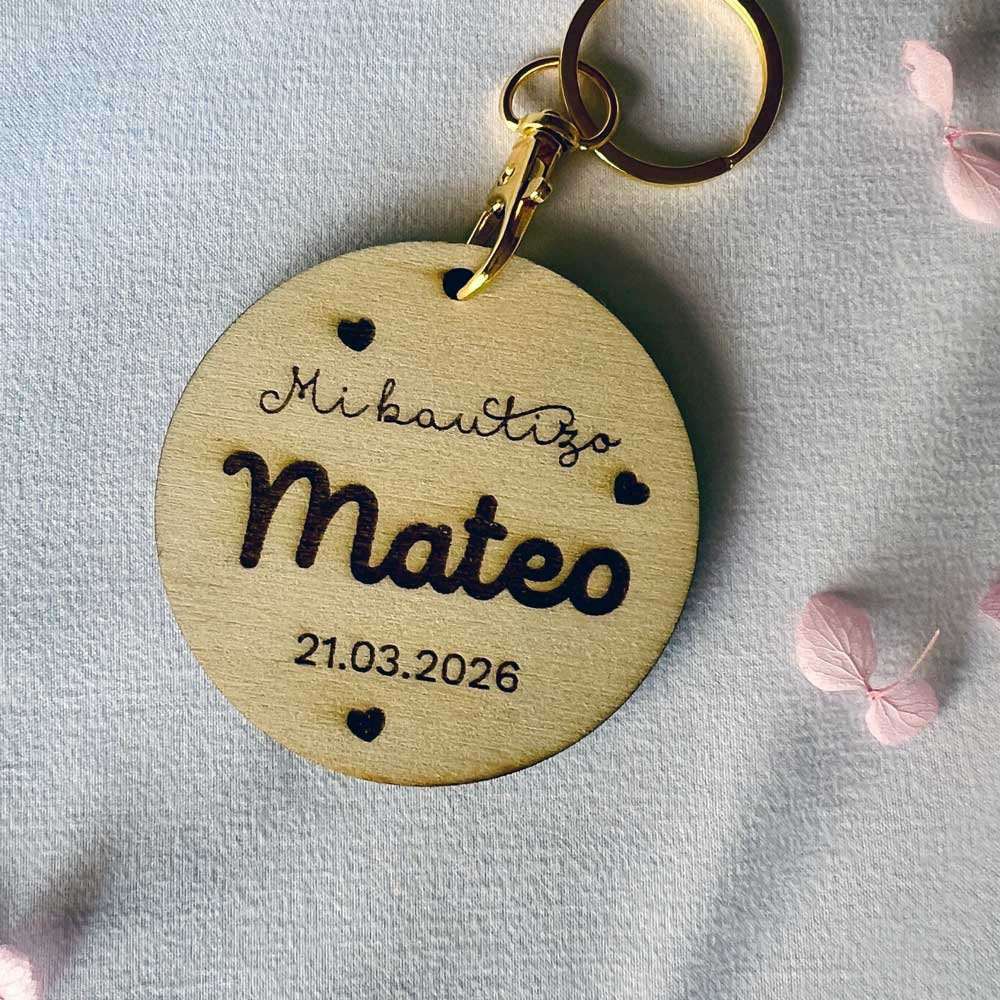 Llavero personalizado bautizo madera
