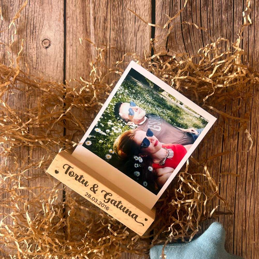 regalo san valentin pareja soporte de madera amor con foto polaroid