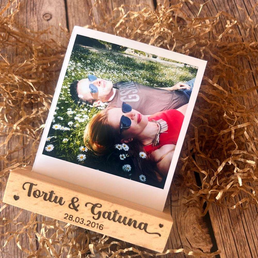 regalo para la pareja, regalo san valentin pareja soporte de madera amor con foto polaroid